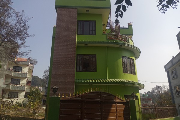 House on sale in Aakasedhara, Kapan