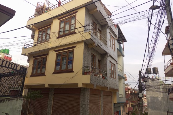 Semi commercial house on sale in Kapan, Kharibot